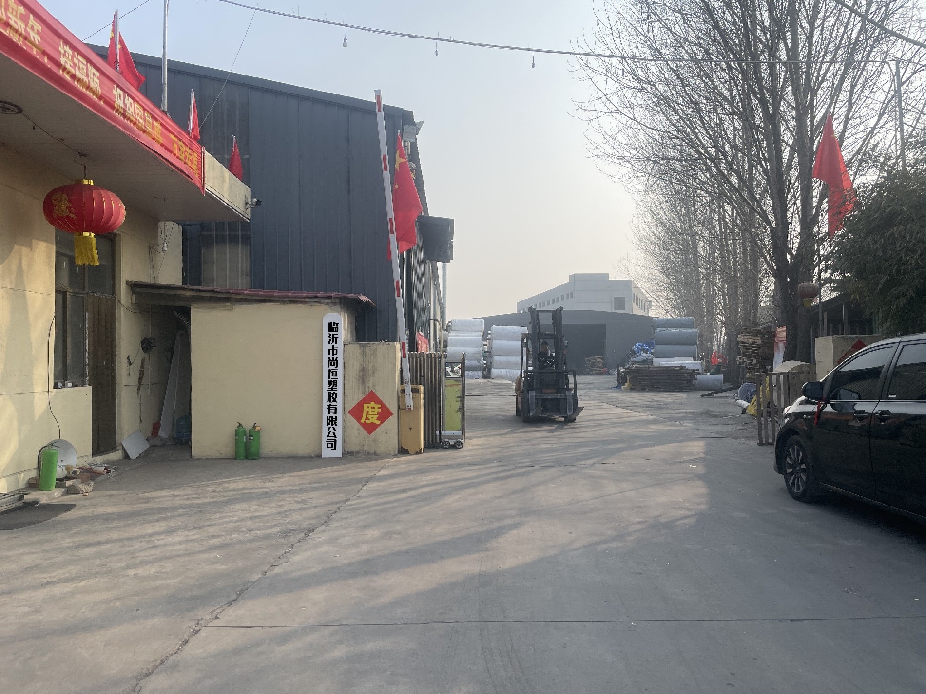 篷布專(zhuān)家——臨沂市尚恒塑膠有限公司，為您提供高品質(zhì)篷布解決方案